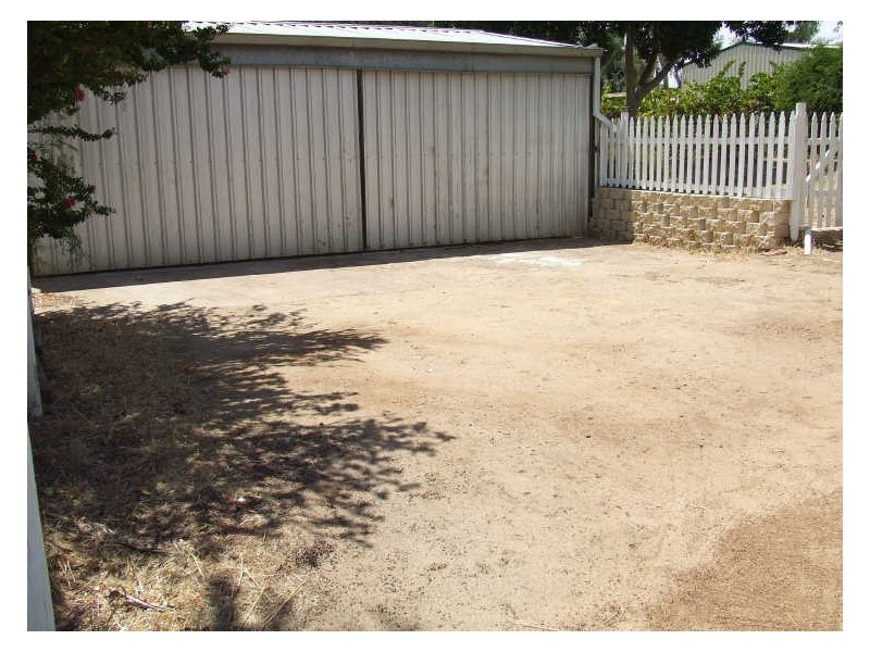 6 Hope Street, York WA 6302