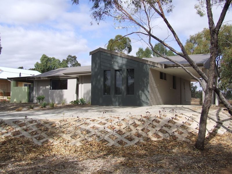 6 Lincoln Street, York WA 6302