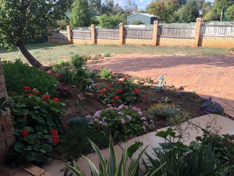 5 Thomson Street, York WA 6302