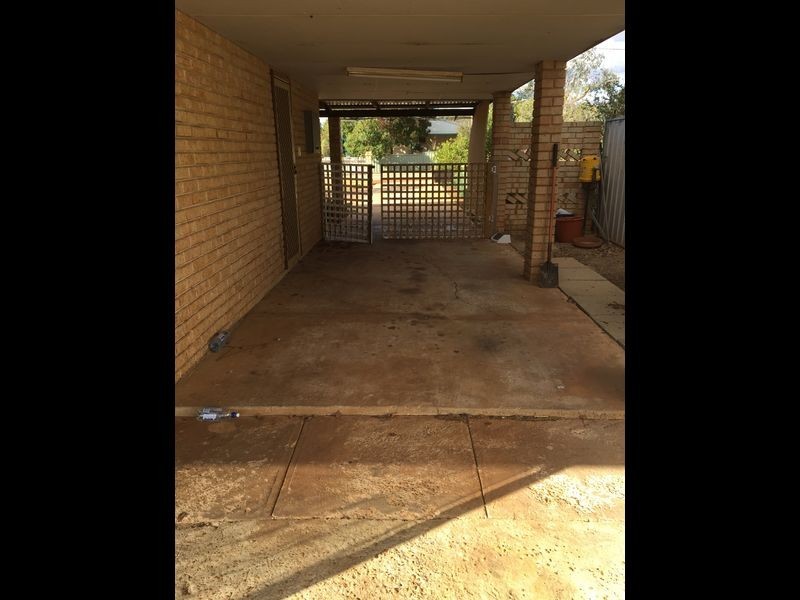 5 Thomson Street, York WA 6302