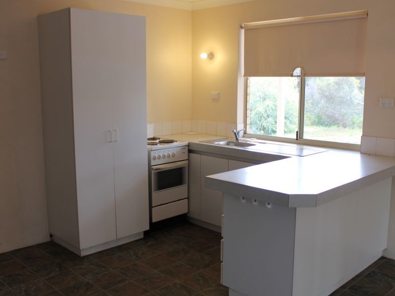 68 Suburban Road, York WA 6302