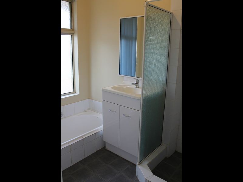 68 Suburban Road, York WA 6302