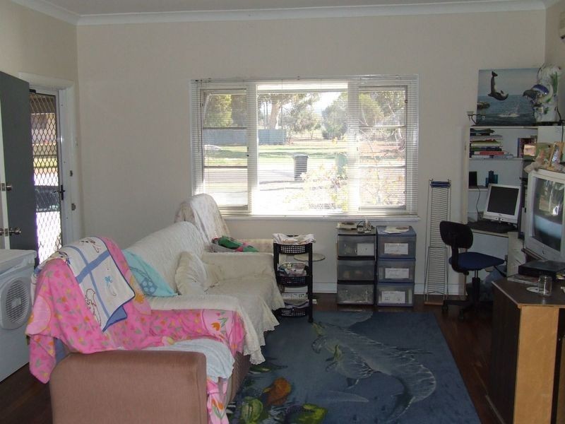 20 George Street, York WA 6302