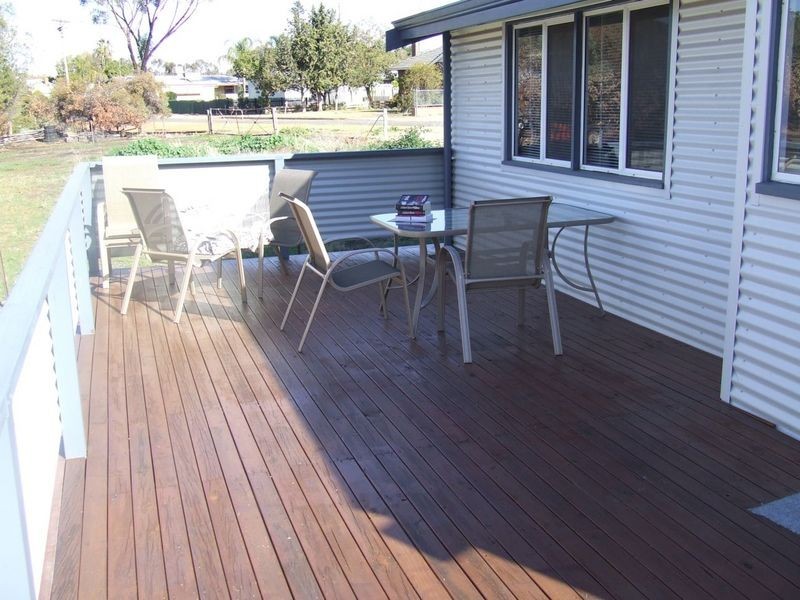 20 George Street, York WA 6302