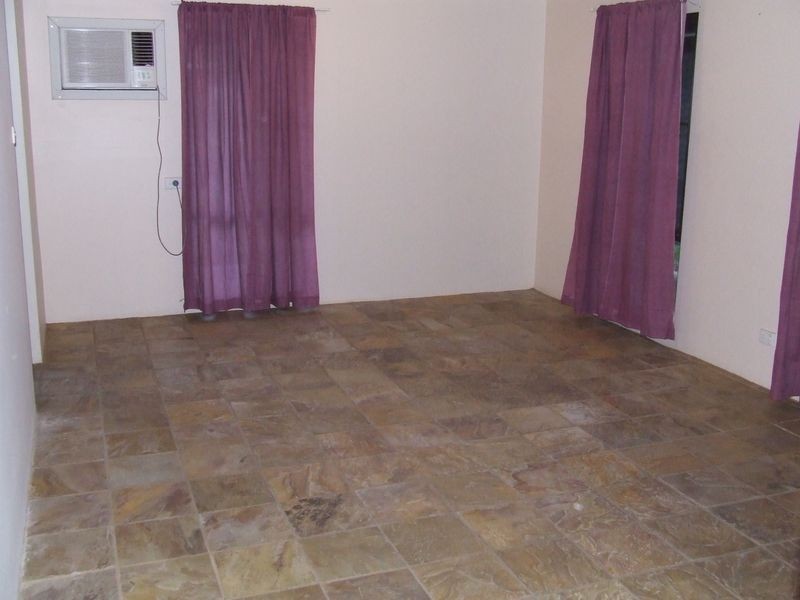 10/2 Eighth Road, York WA 6302