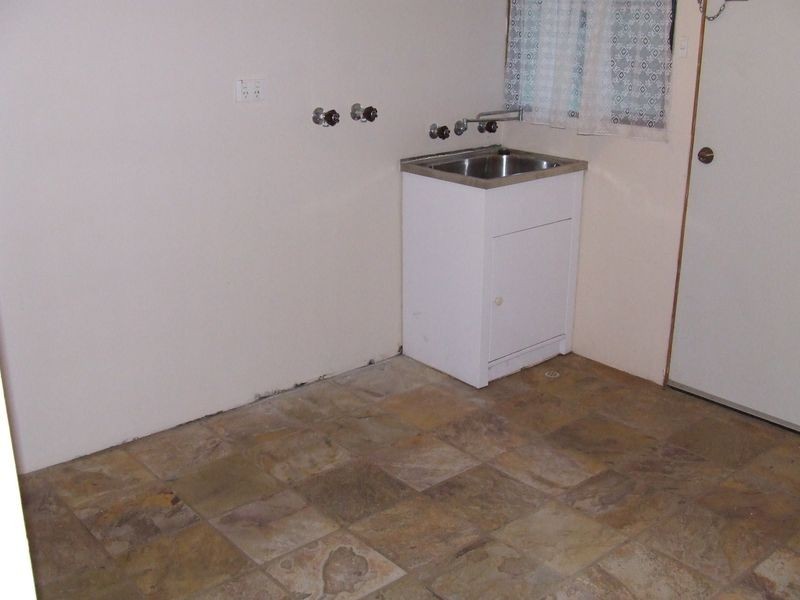 10/2 Eighth Road, York WA 6302