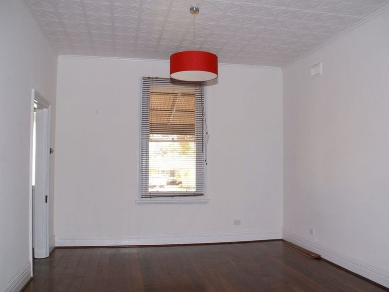 58 Suburban Road, York WA 6302