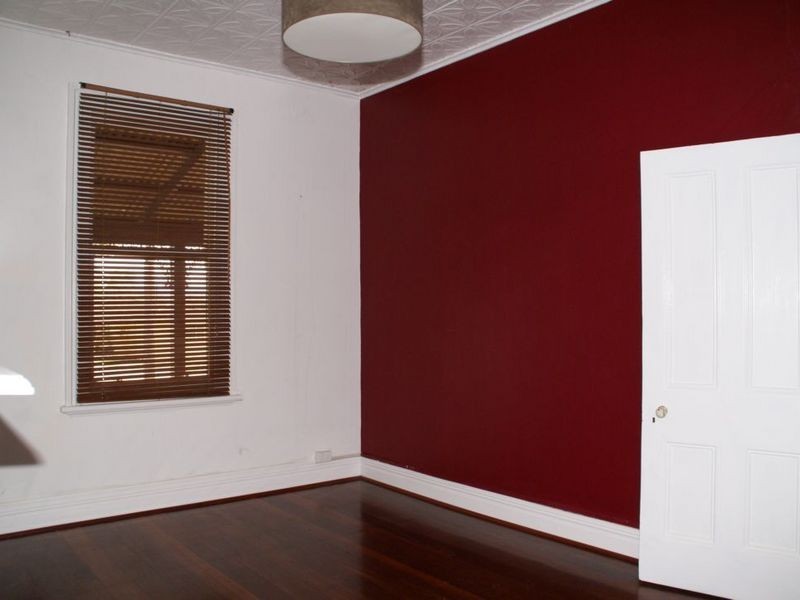 58 Suburban Road, York WA 6302