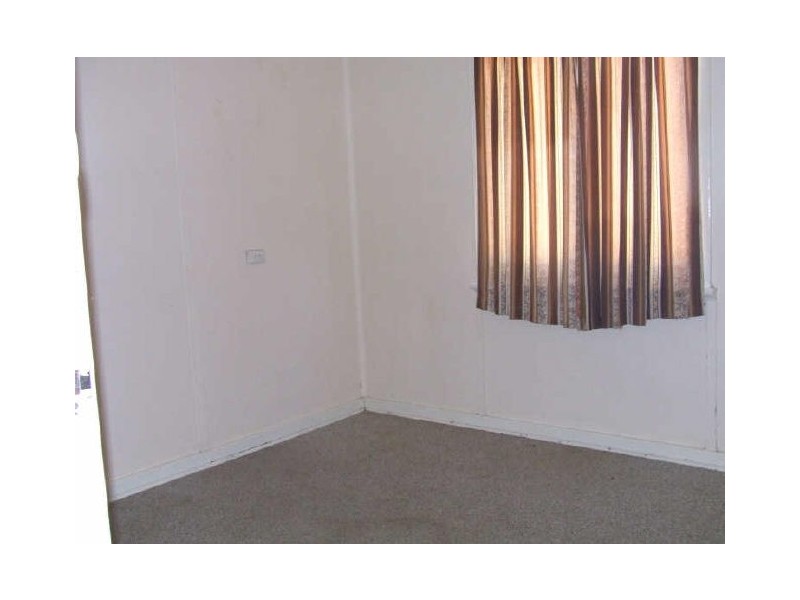 7 Hopkins Street, Beverley WA 6304