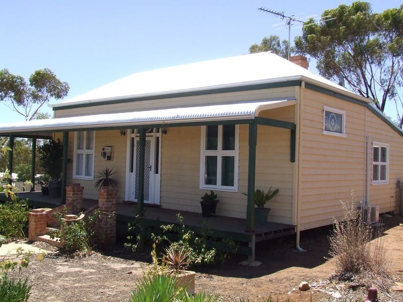 14 Radnor Rd, York WA 6302