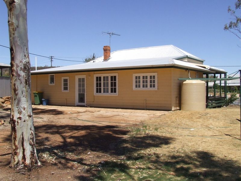 14 Radnor Rd, York WA 6302