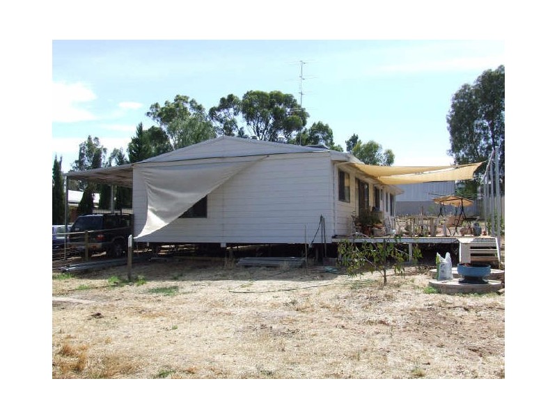 38 Cardwell Road, York WA 6302