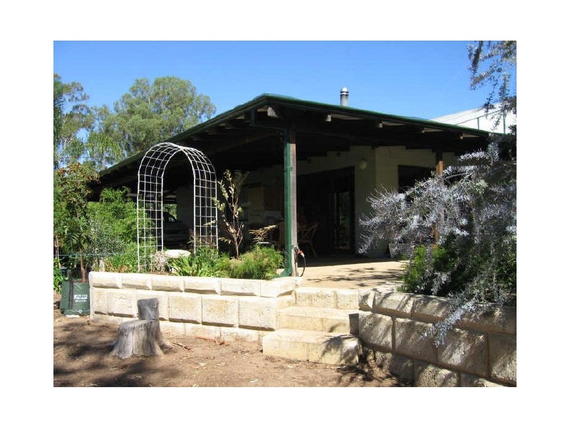 25 Cardwell Road, York WA 6302