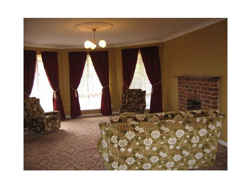 124 Herbert Road, York WA 6302