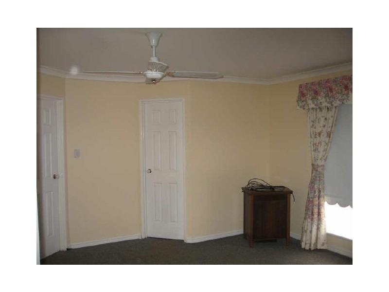 124 Herbert Road, York WA 6302