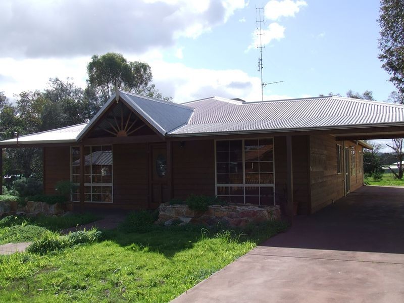 20 New Street, York WA 6302