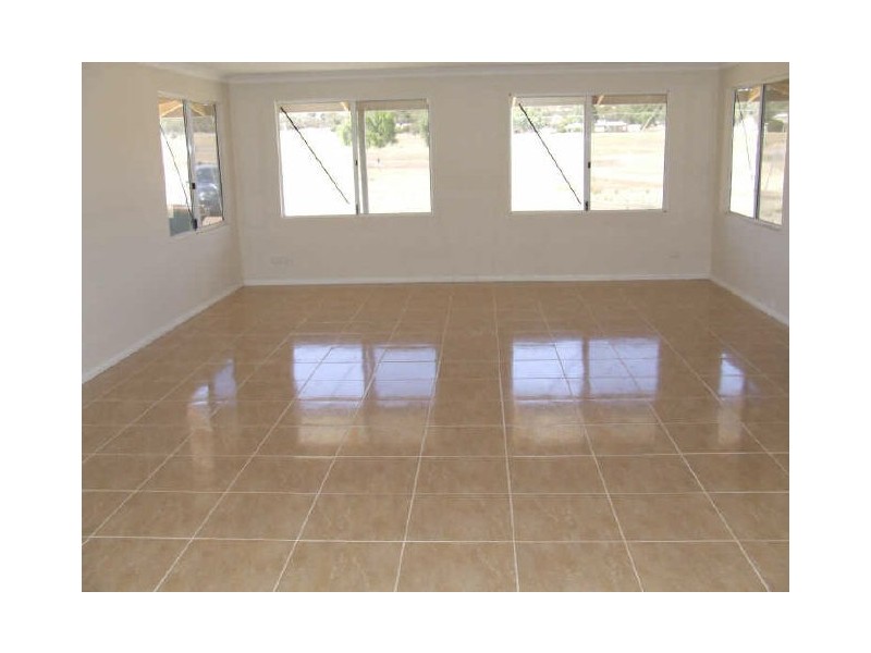 31 Andrews Avenue, York WA 6302