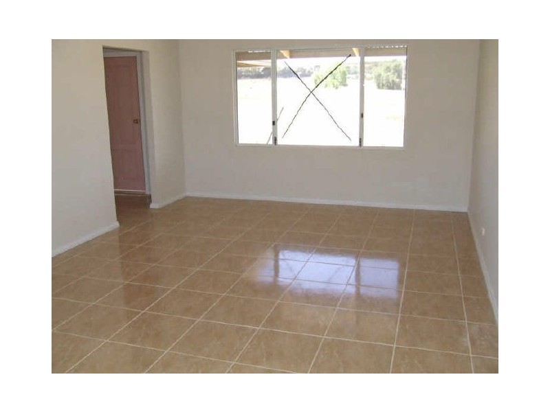 31 Andrews Avenue, York WA 6302