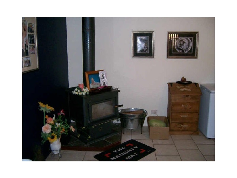 9 Maud Street, York WA 6302