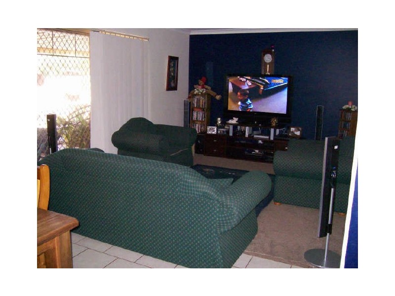 9 Maud Street, York WA 6302