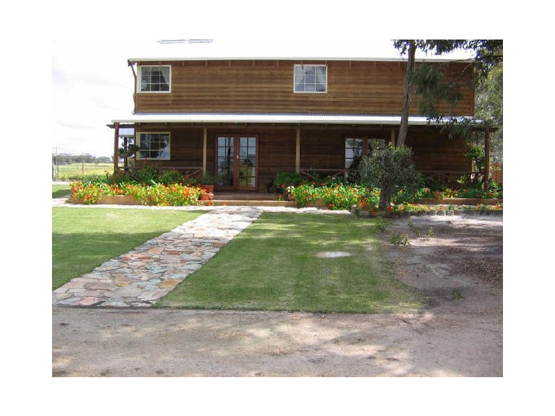 563 Kokendin Road, Beverley WA 6304
