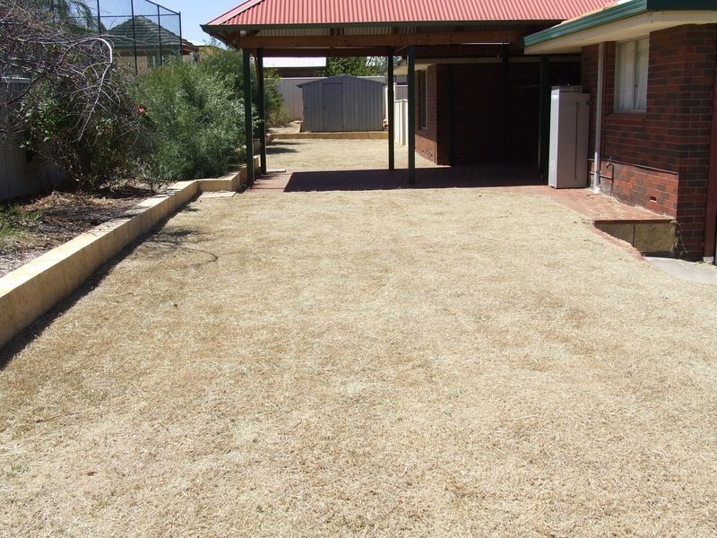 52 Centennial Drive, York WA 6302