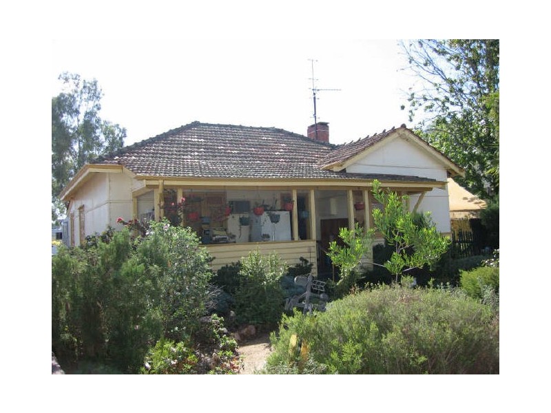 8 New Street, York WA 6302