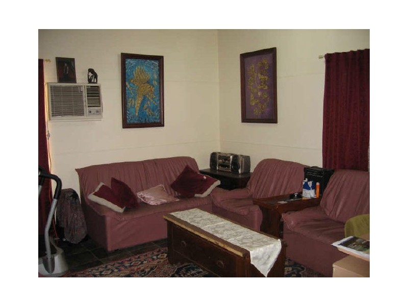 8 New Street, York WA 6302