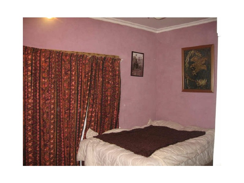 8 New Street, York WA 6302