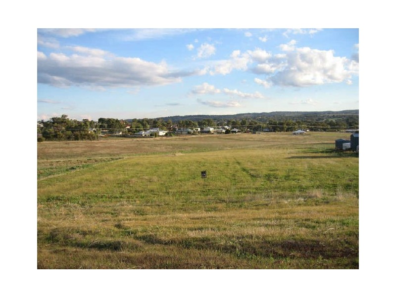 45 Camfield Place, York WA 6302