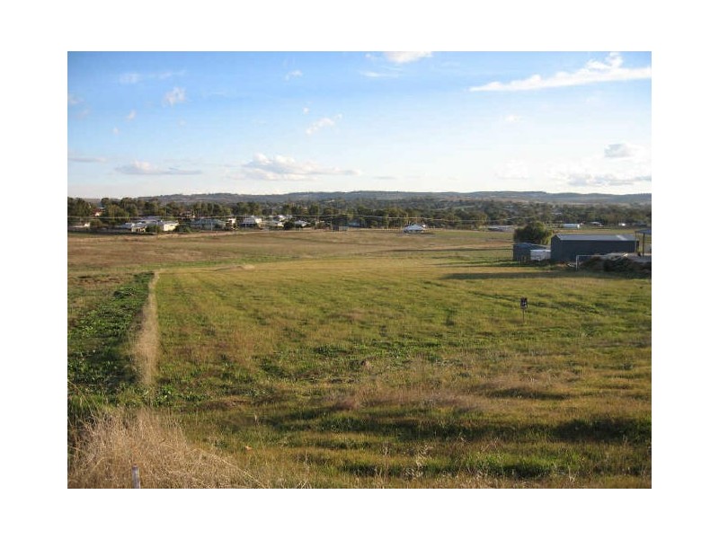 45 Camfield Place, York WA 6302