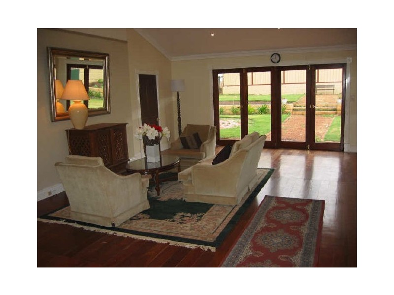 68 Macartney Street, York WA 6302