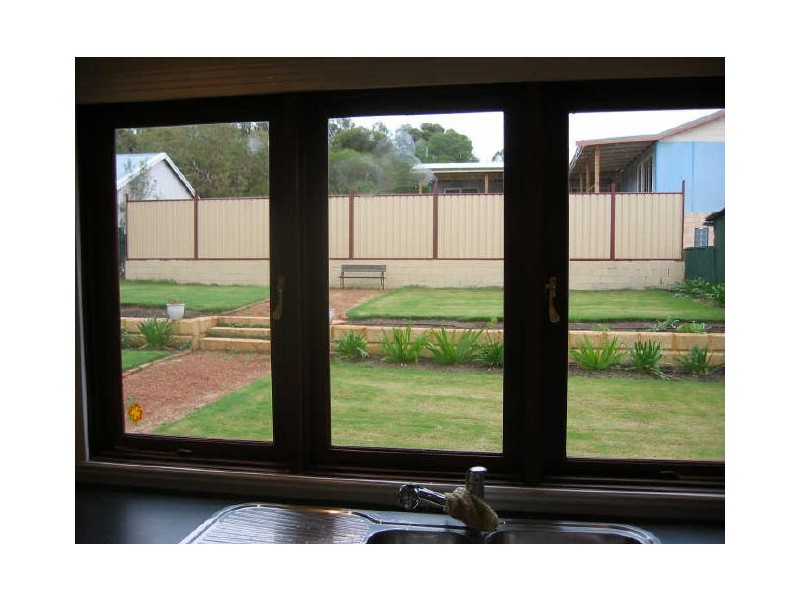 68 Macartney Street, York WA 6302