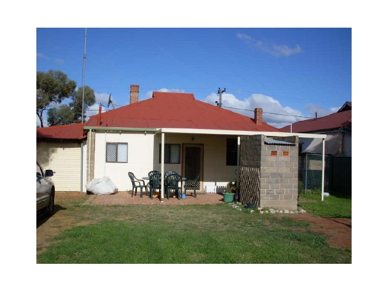 43 Avon Street, Quairading WA 6383