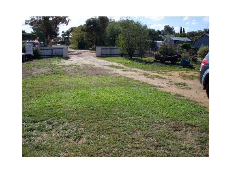 43 Avon Street, Quairading WA 6383