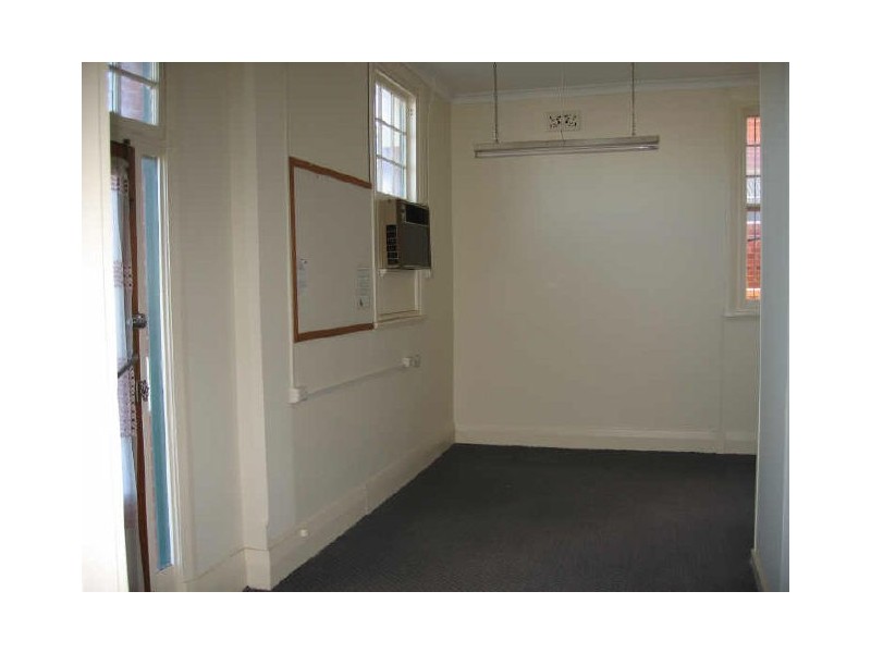 25 Heal Street, Quairading WA 6383