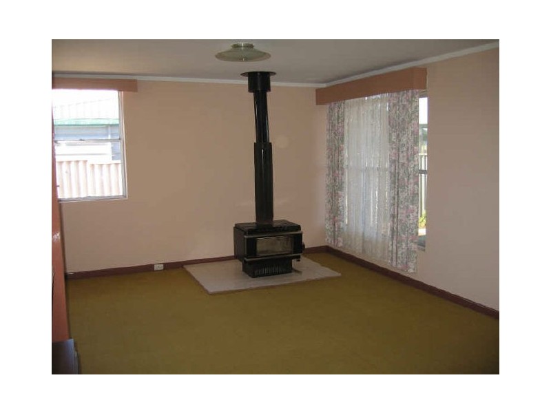 25 Heal Street, Quairading WA 6383