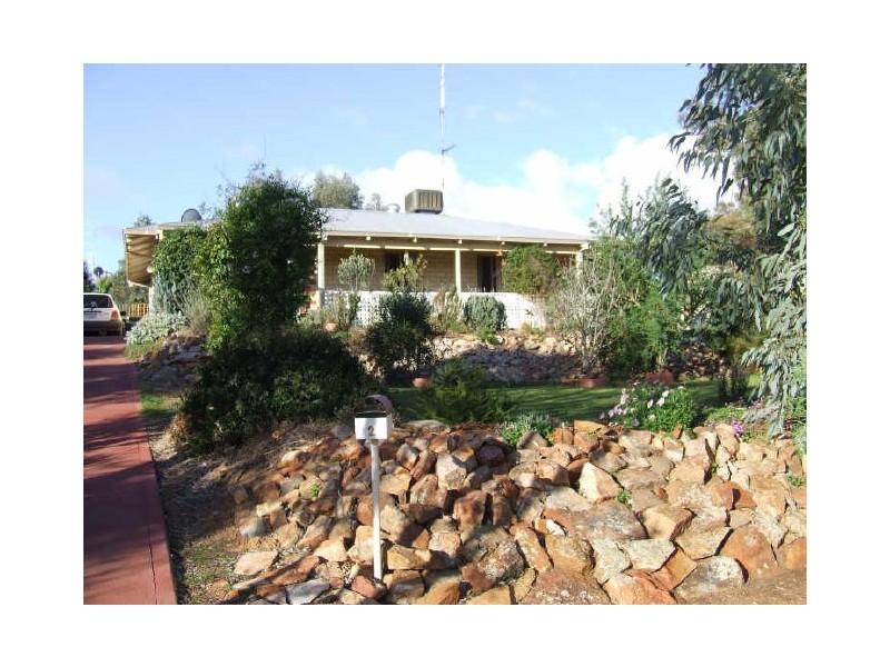 2 Hope Street, York WA 6302