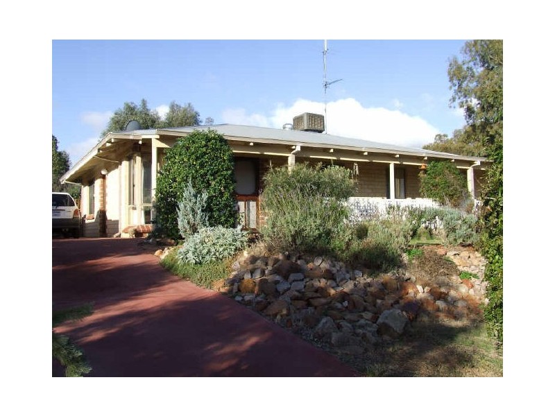 2 Hope Street, York WA 6302