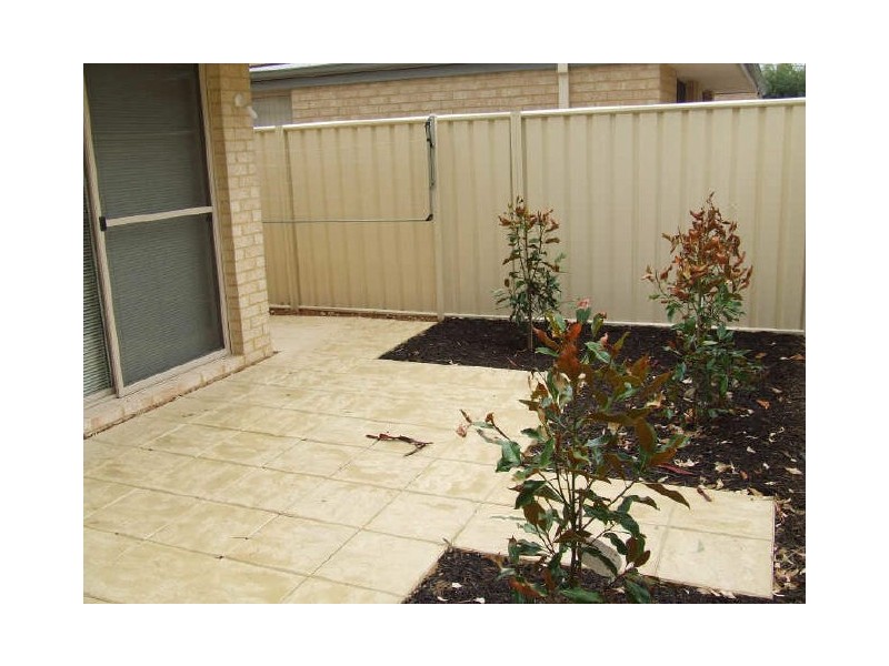 Unit 2/9 Joaquina Street, York WA 6302