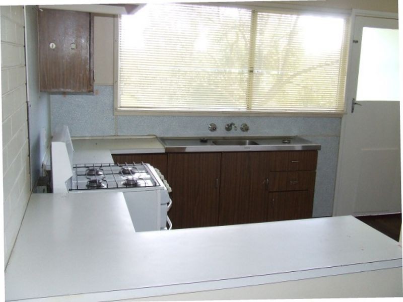 42 Herbert Road, York WA 6302