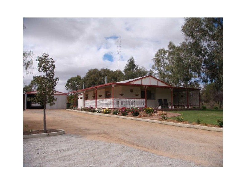 52 Brooking Street, Beverley WA 6304