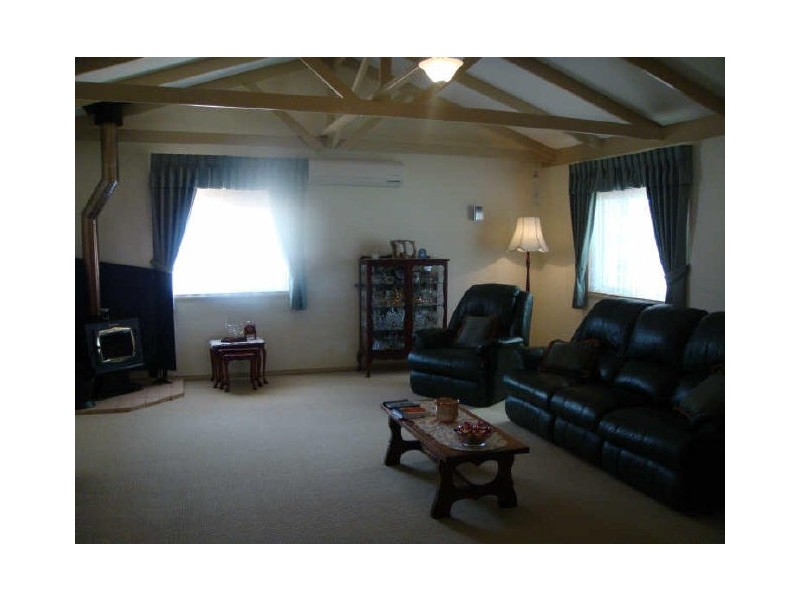 52 Brooking Street, Beverley WA 6304