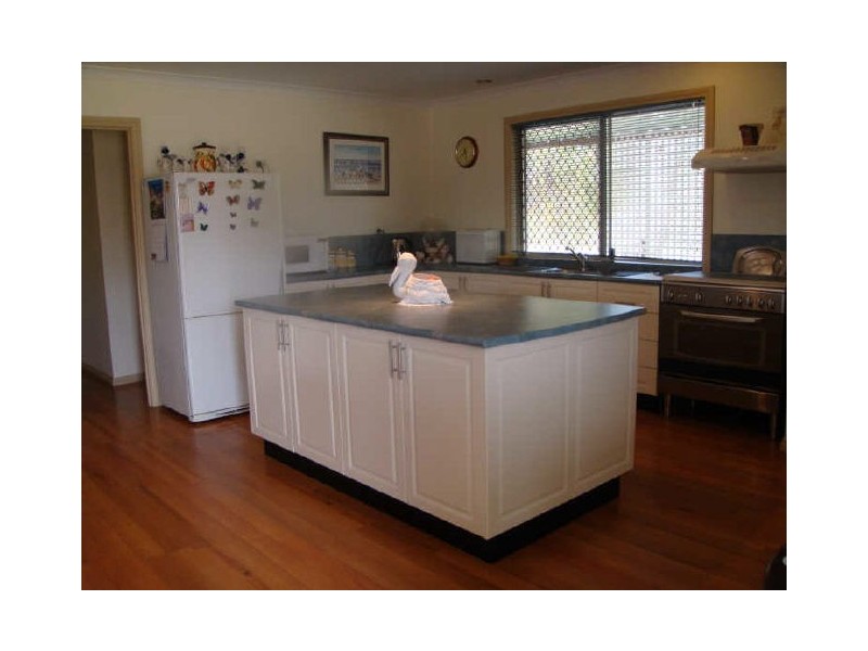 52 Brooking Street, Beverley WA 6304