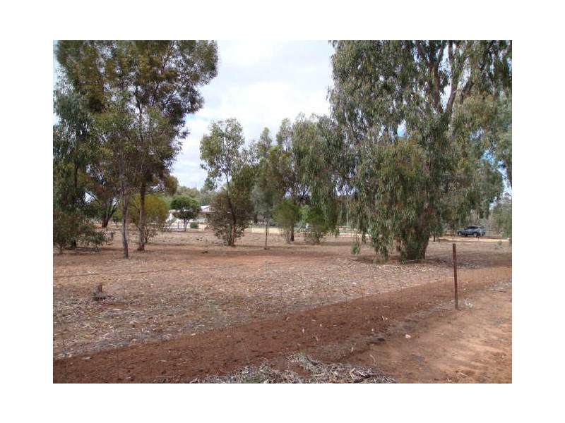 52 Brooking Street, Beverley WA 6304