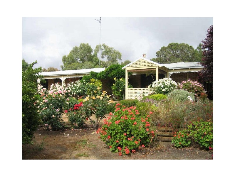 35 Alfred Street, York WA 6302