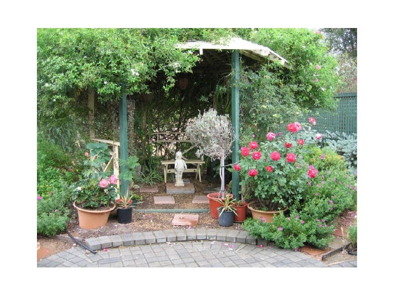 35 Alfred Street, York WA 6302