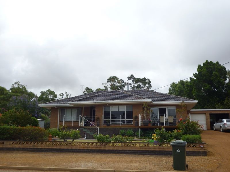 28 Fraser Street, York WA 6302