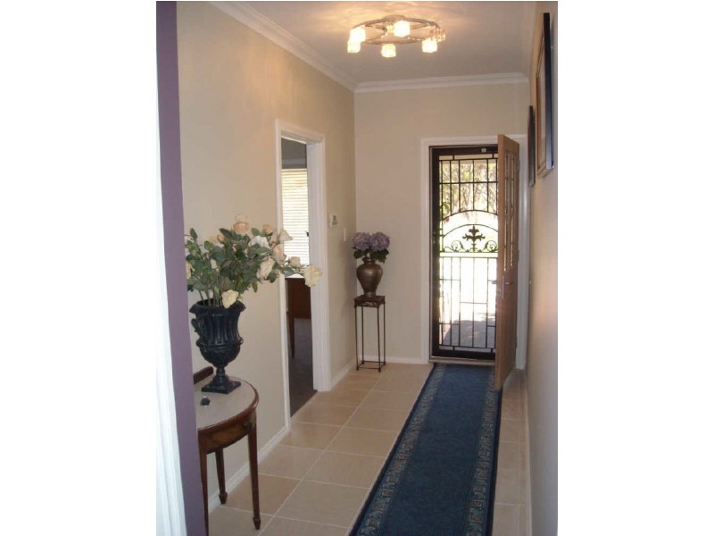 9 Elizabeth Street, York WA 6302