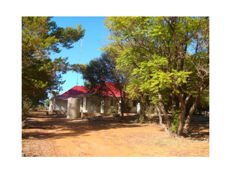 71 Vincent Street, Beverley WA 6304